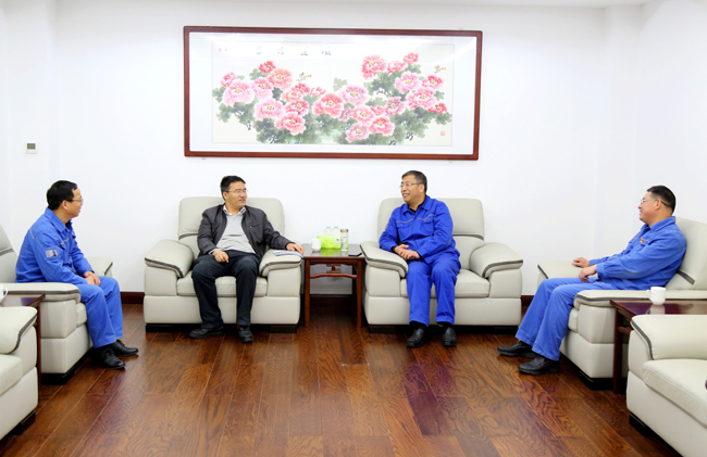 新安縣縣委常委、宣傳部部長王宜陽到萬基控股集團調研