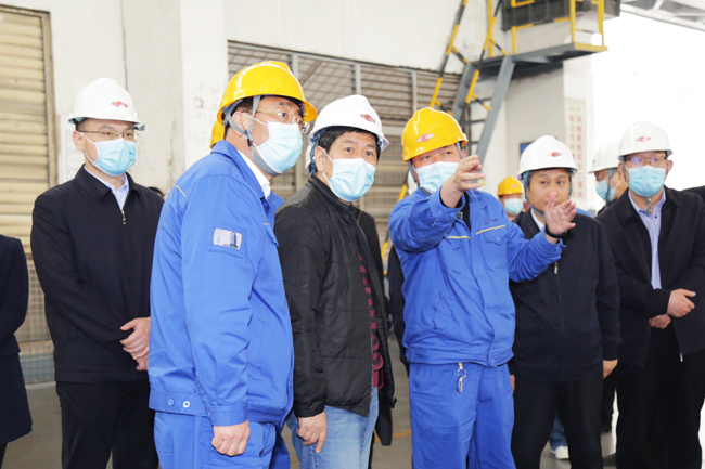 洛陽市委常委、常務(wù)副市長孫延文到萬基調(diào)研指導(dǎo)工作