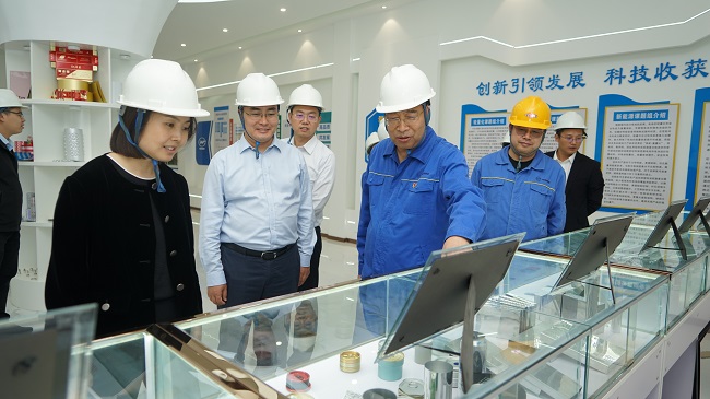 中原銀行總行投行部總經(jīng)理滑欣輝一行到萬(wàn)基控股集團(tuán)調(diào)研