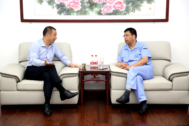 伊電控股集團(tuán)有限公司董事長(zhǎng)霍斌等一行到萬基控股集團(tuán)訪談交流